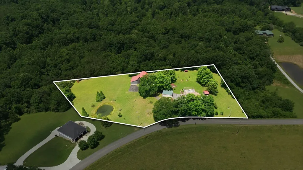 1300 Oak Grove Road Dickson TN 37055