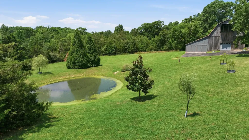 1300 Oak Grove Road Dickson TN 37055
