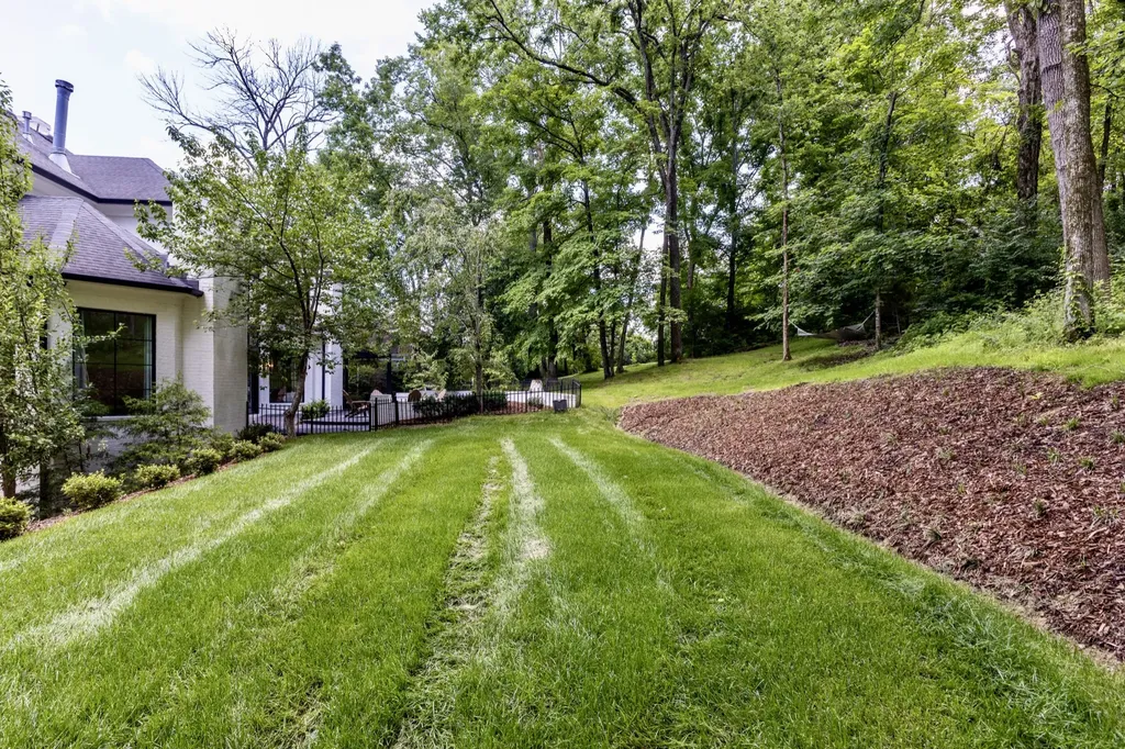 6339 Johnson Chapel Road, W Brentwood TN 37027