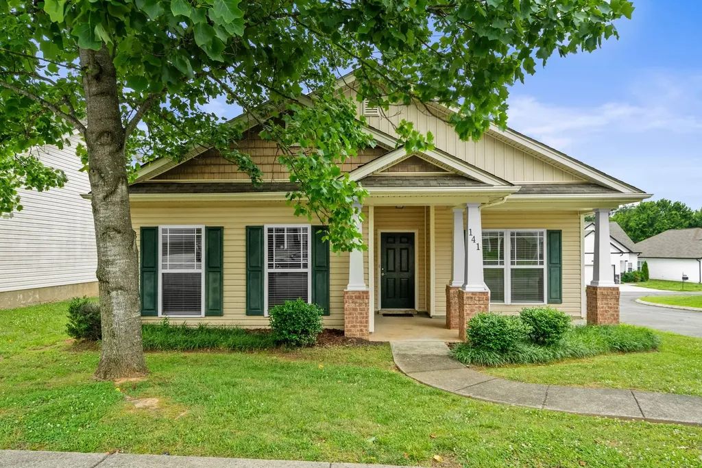 141 Dimaggio Drive Springfield TN 37172