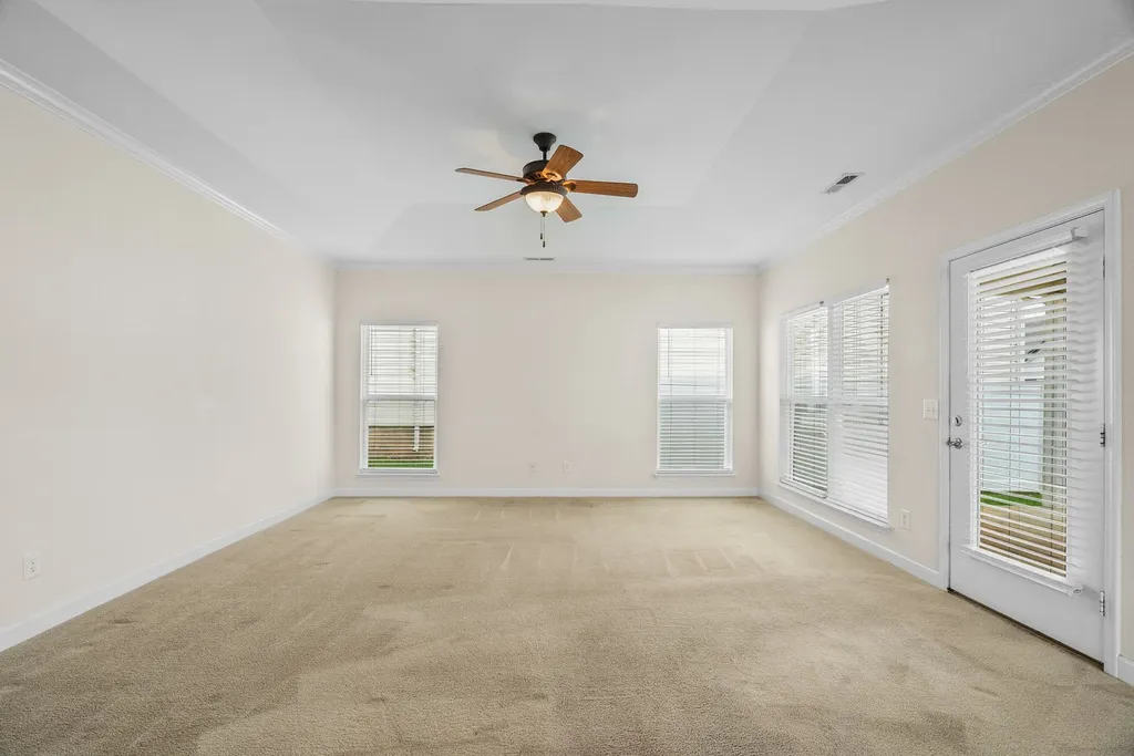 141 Dimaggio Drive Springfield TN 37172