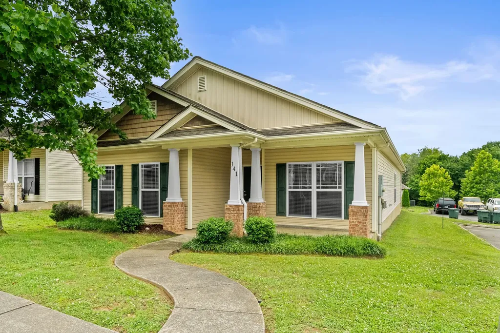 141 Dimaggio Drive Springfield TN 37172