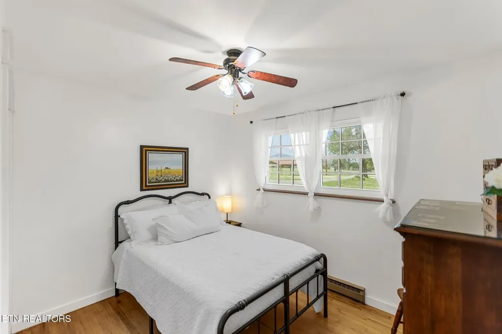 786 Swan Pond Circle Road Harriman TN 37748