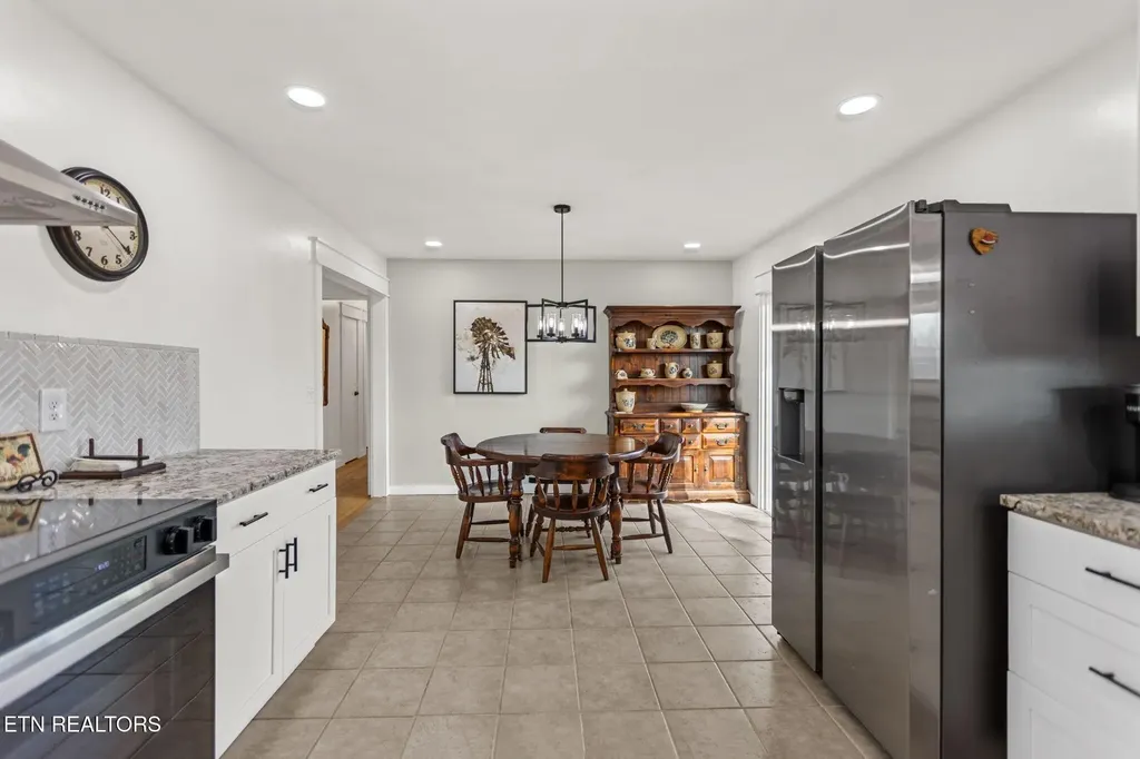 786 Swan Pond Circle Road Harriman TN 37748
