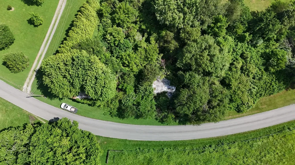 384 Underwood Road Lafayette TN 37083
