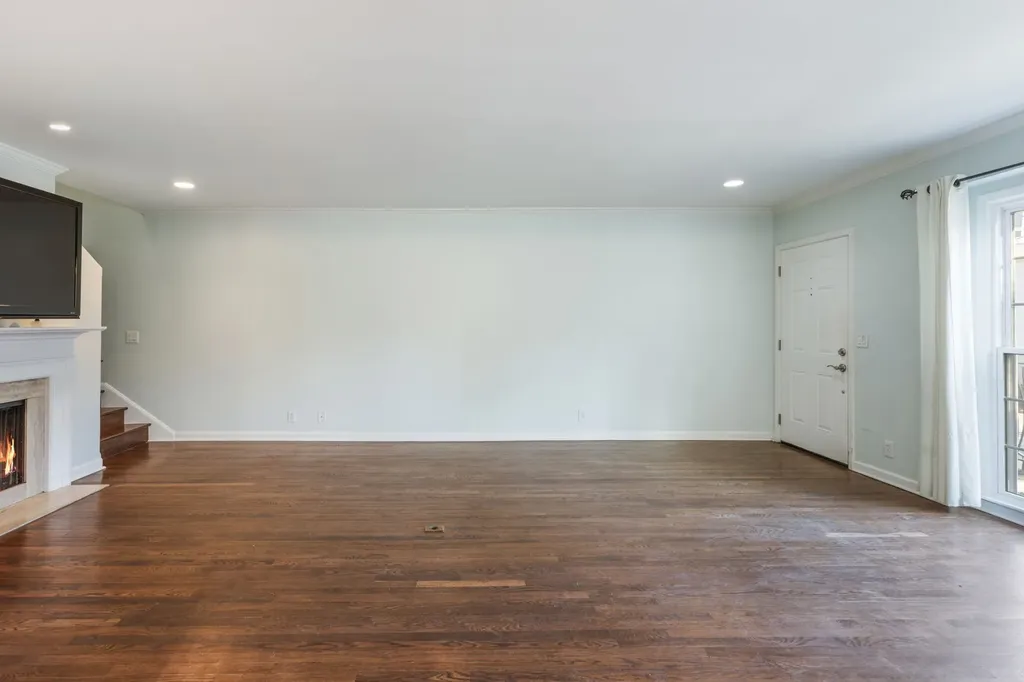 112 Saint Charles Place Nashville TN 37212
