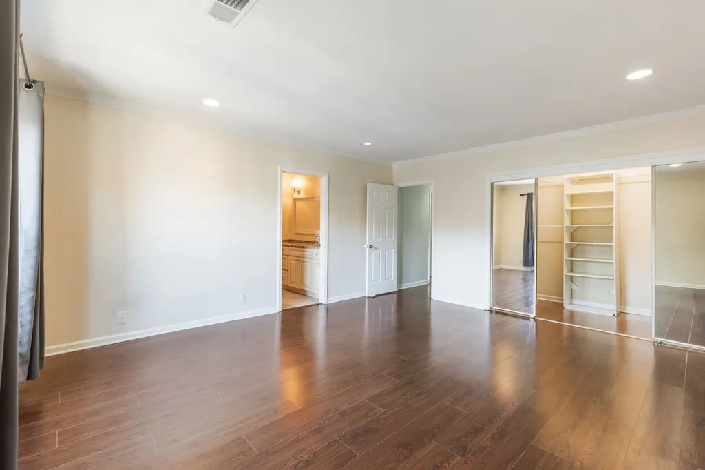 112 Saint Charles Place Nashville TN 37212