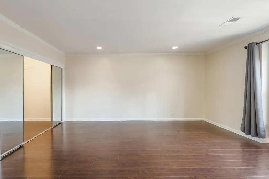 112 Saint Charles Place Nashville TN 37212