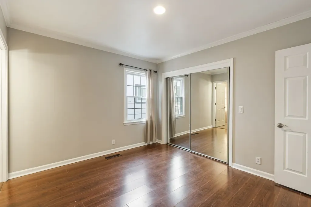 112 Saint Charles Place Nashville TN 37212