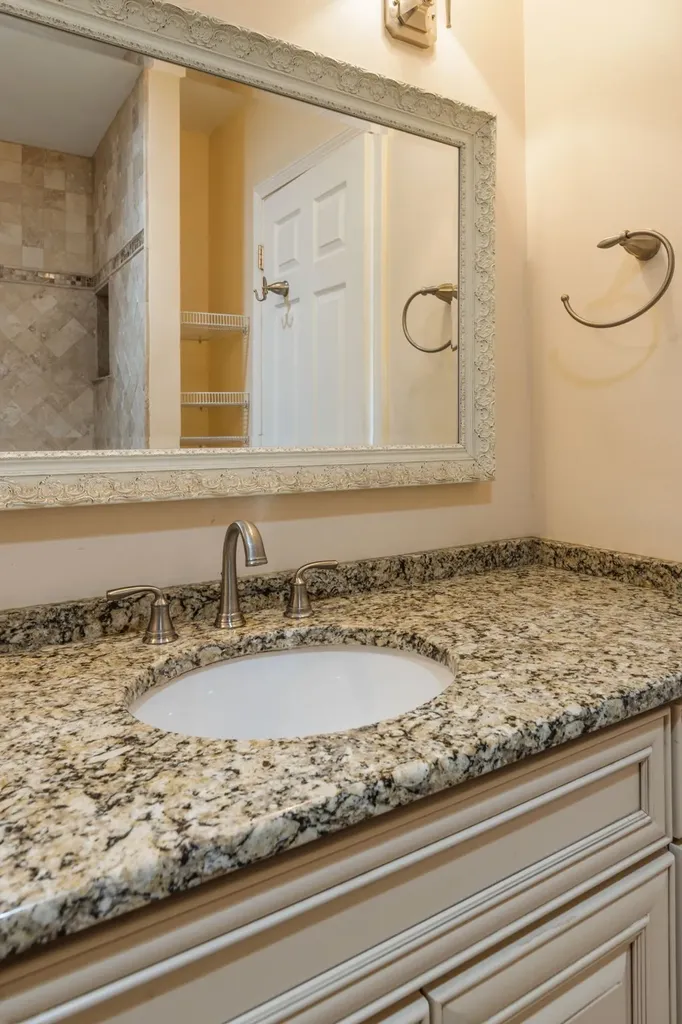 112 Saint Charles Place Nashville TN 37212