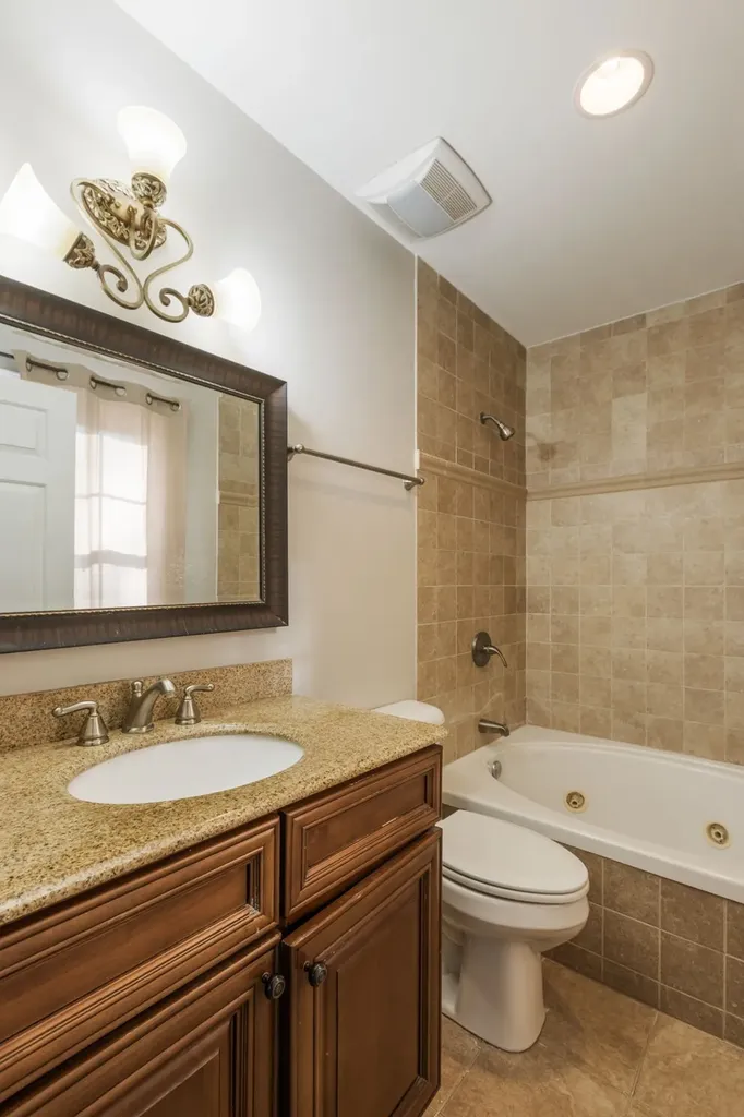 112 Saint Charles Place Nashville TN 37212