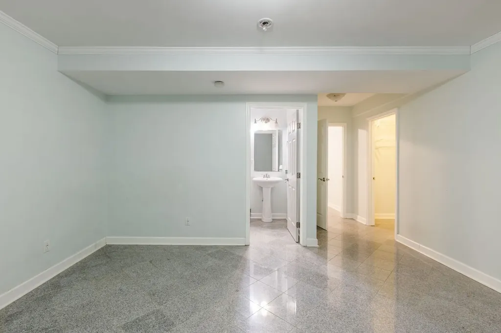 112 Saint Charles Place Nashville TN 37212