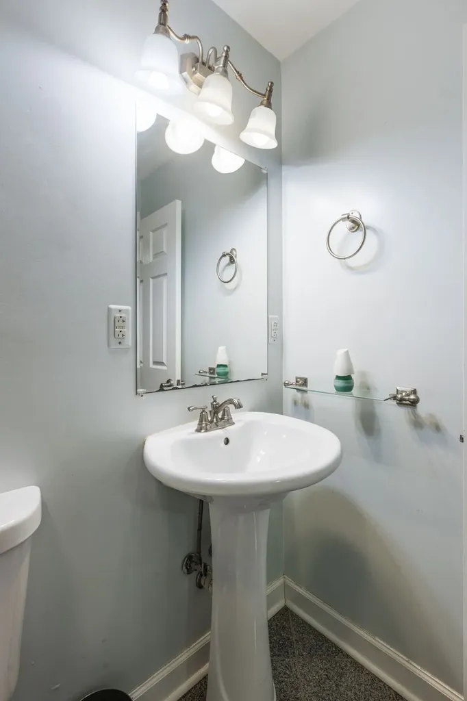 112 Saint Charles Place Nashville TN 37212
