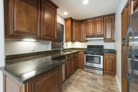 112 Saint Charles Place Nashville TN 37212