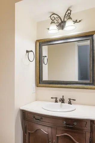 112 Saint Charles Place Nashville TN 37212
