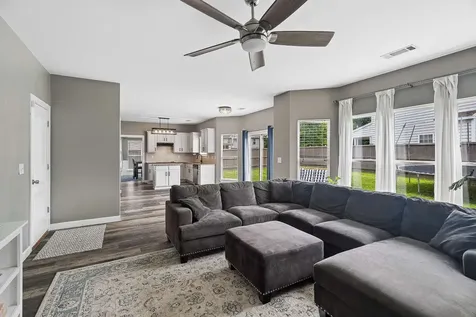 7476 Riverland Drive Nashville TN 37221
