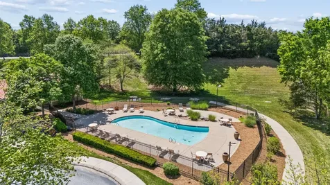 7476 Riverland Drive Nashville TN 37221