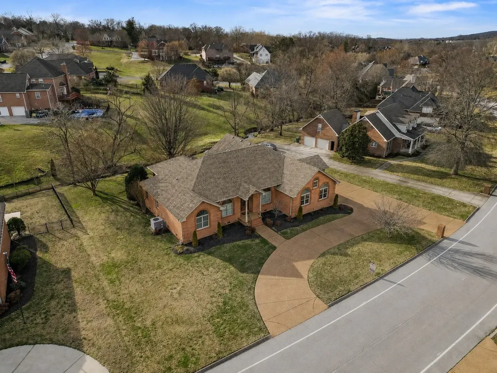514 Lexington Drive Lebanon TN 37087