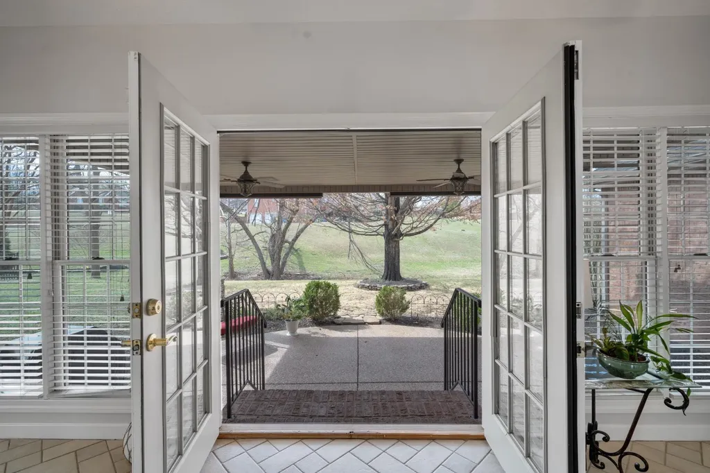 514 Lexington Drive Lebanon TN 37087
