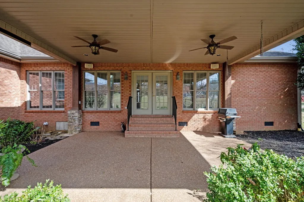 514 Lexington Drive Lebanon TN 37087
