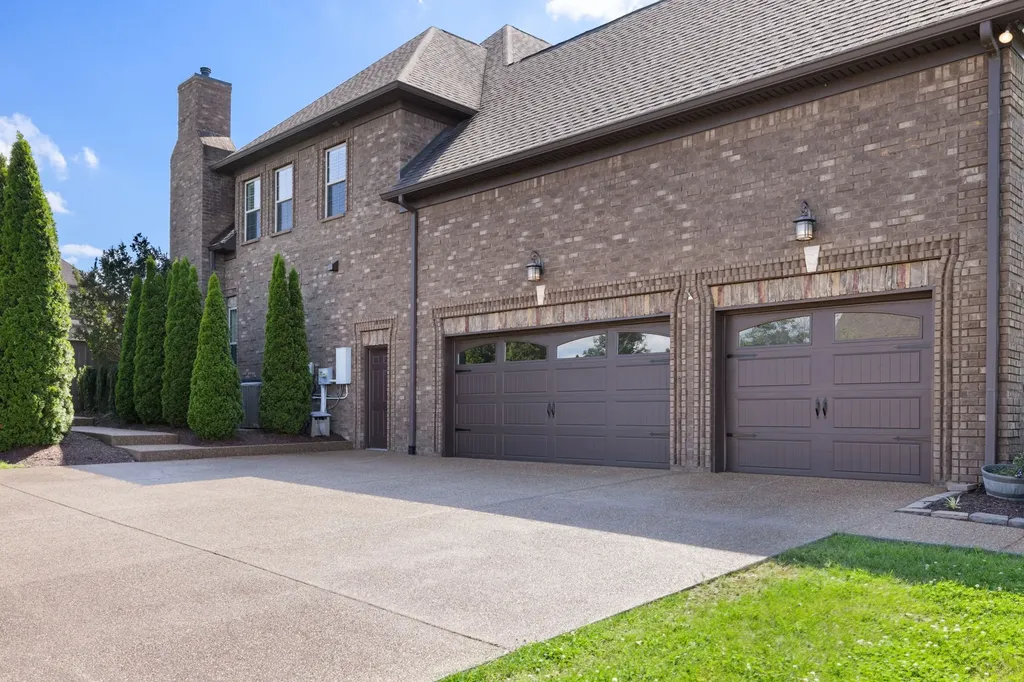 100 Wembly Lane Mount Juliet TN 37122