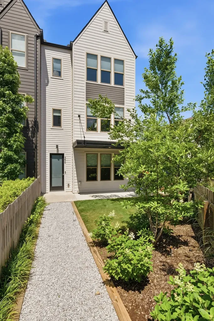 356 E Village Lane Nashville TN 37216