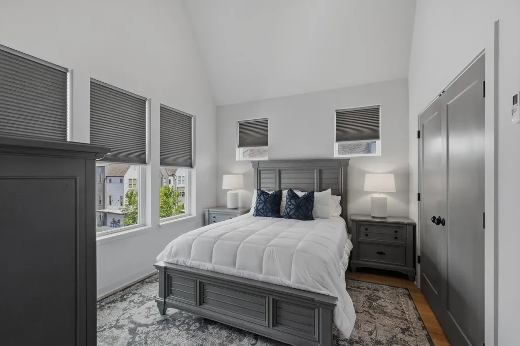 356 E Village Lane Nashville TN 37216