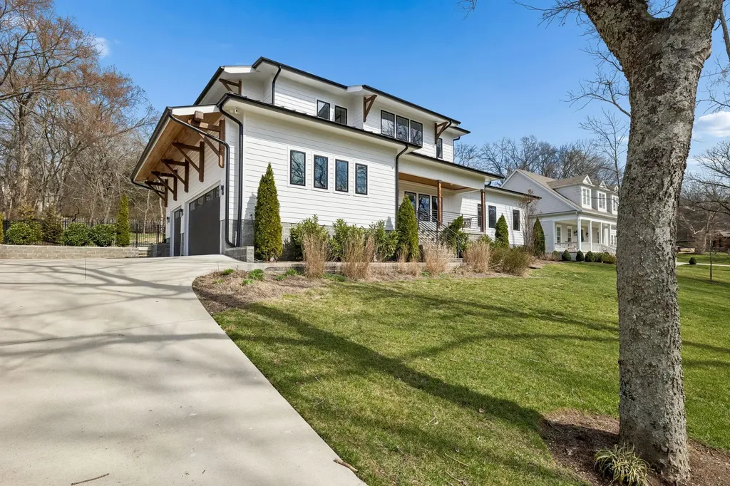 828 Russleo Drive Nashville TN 37209