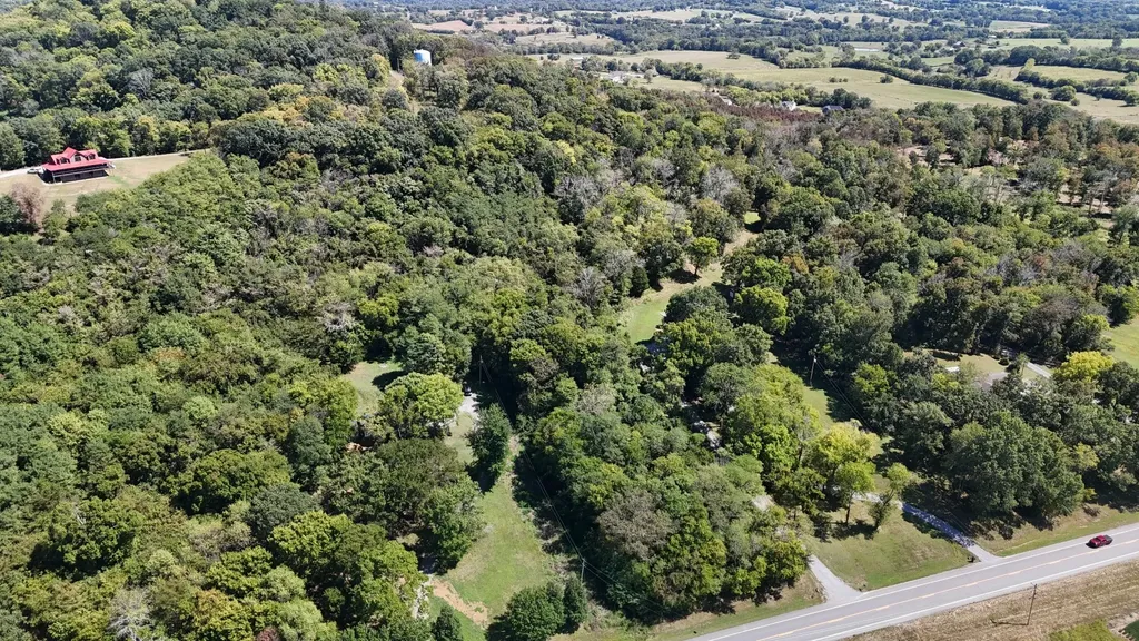 0 Highway 231 N Bethpage TN 37022
