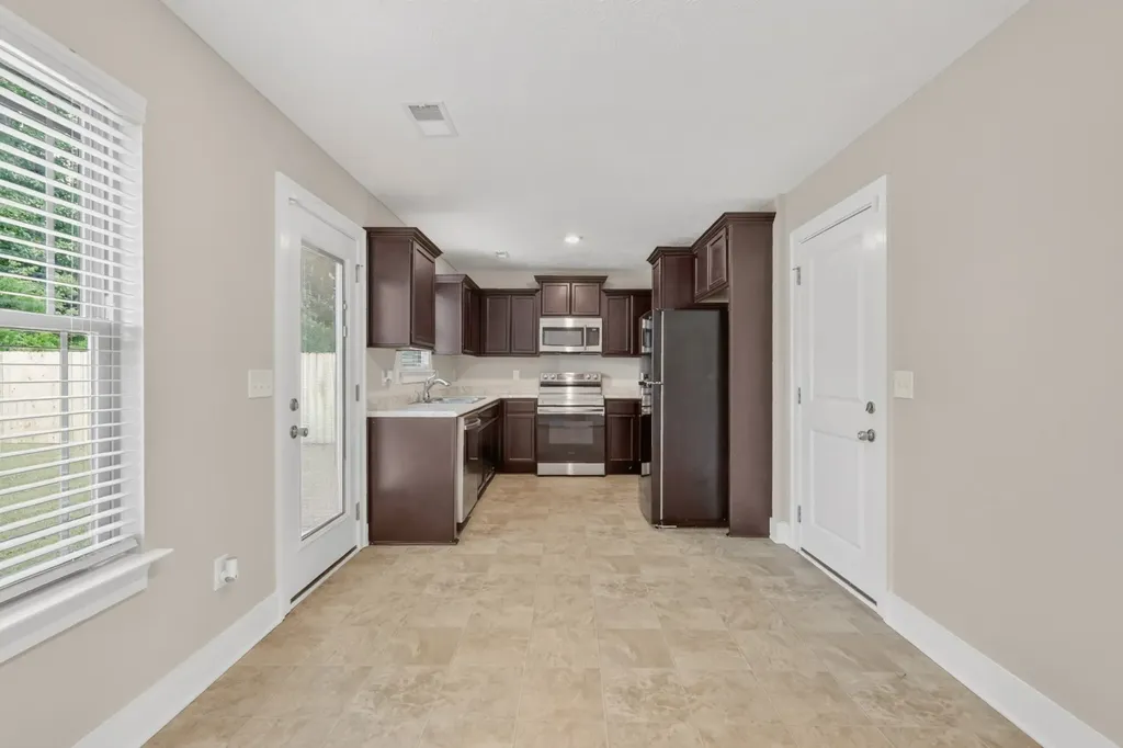 2331 Red Barn Road Christiana TN 37037