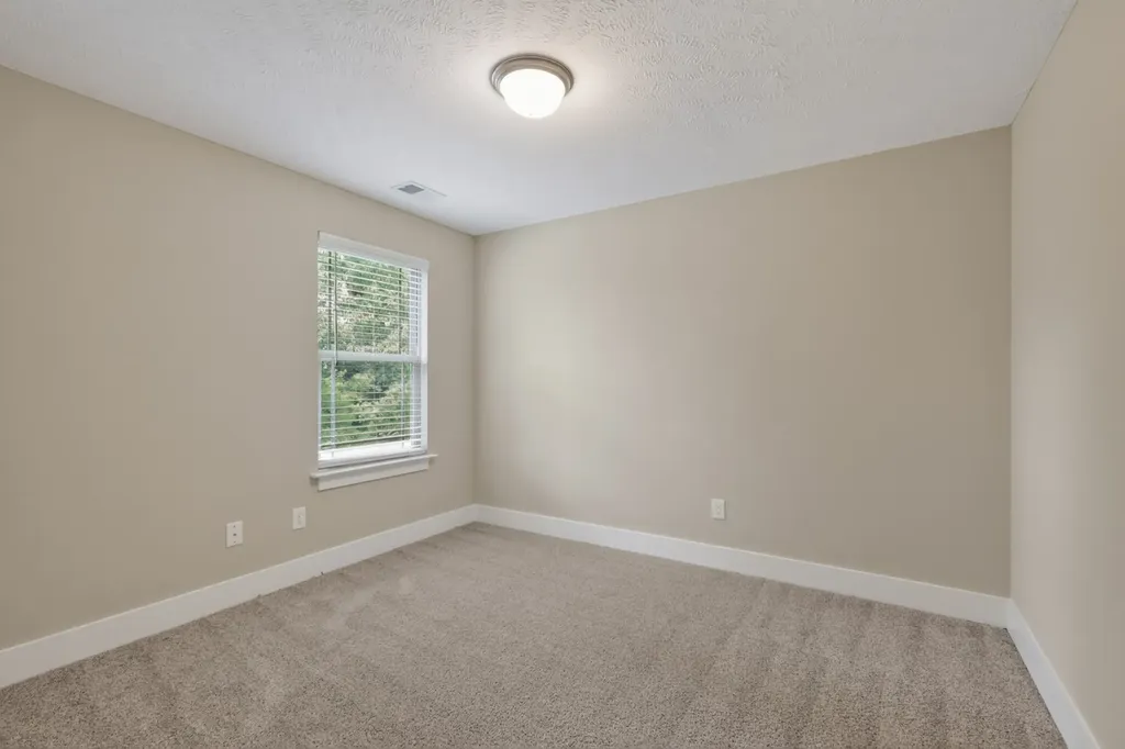 2331 Red Barn Road Christiana TN 37037