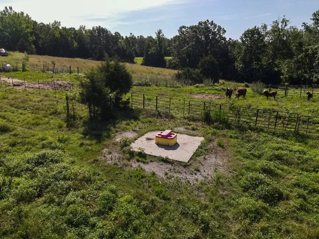 1074 Mcgee Road Decaturville TN 38329