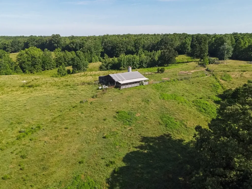 1074 Mcgee Road Decaturville TN 38329