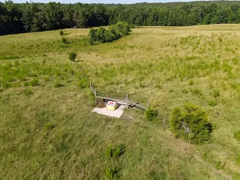 1074 Mcgee Road Decaturville TN 38329