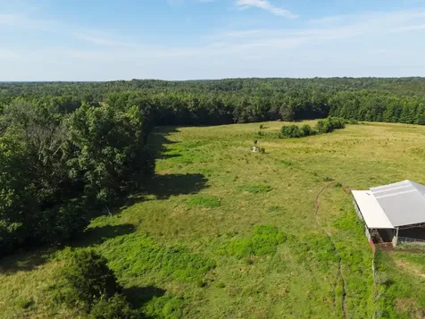 1074 Mcgee Road Decaturville TN 38329