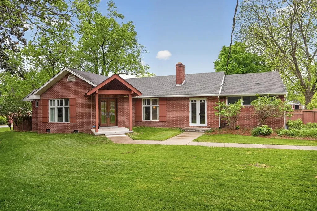 301 Browning Road Nashville TN 37211
