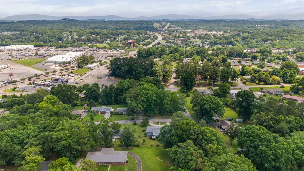 2403 Walnut Drive, NW Cleveland TN 37311