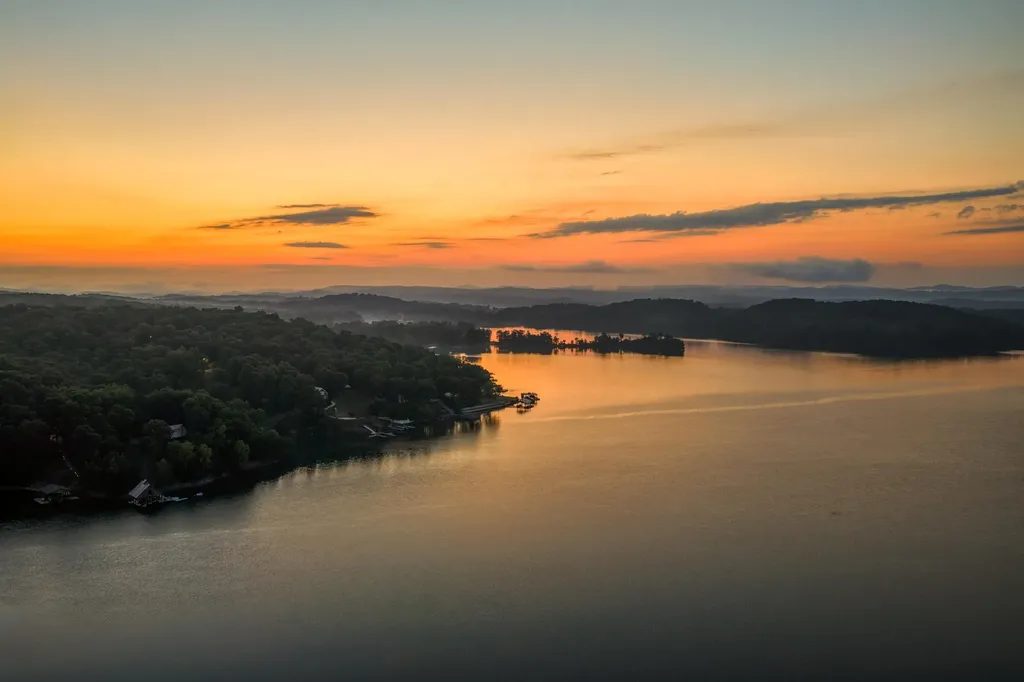 260 Lakeside Lodge Lane Spring City TN 37381