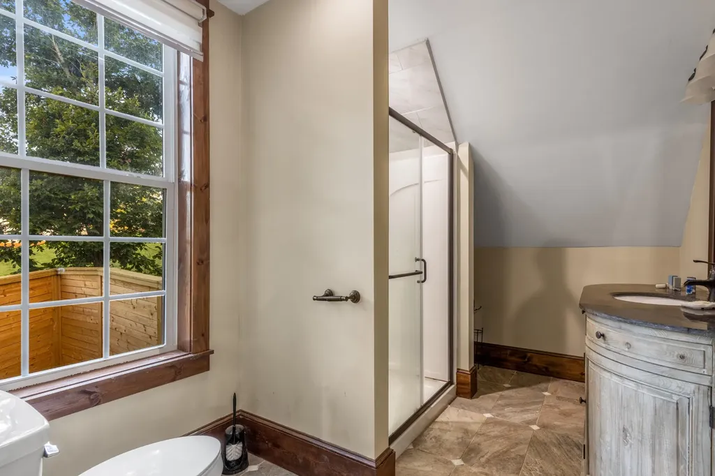 260 Lakeside Lodge Lane Spring City TN 37381