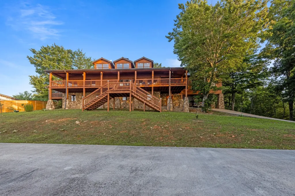 260 Lakeside Lodge Lane Spring City TN 37381