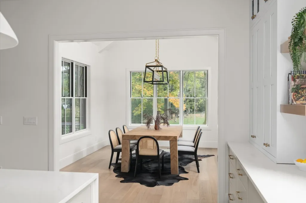 706 Brook Hollow Road Nashville TN 37205