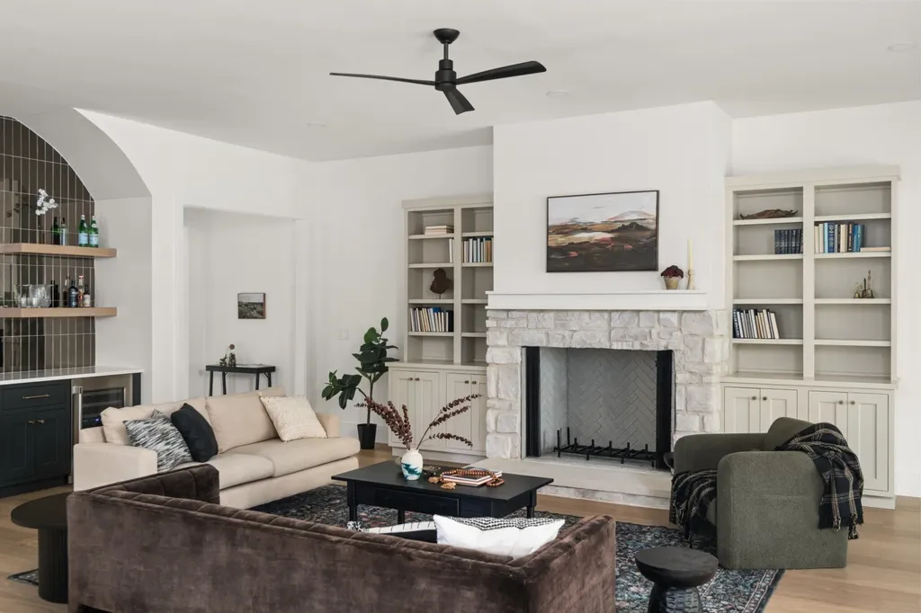 706 Brook Hollow Road Nashville TN 37205
