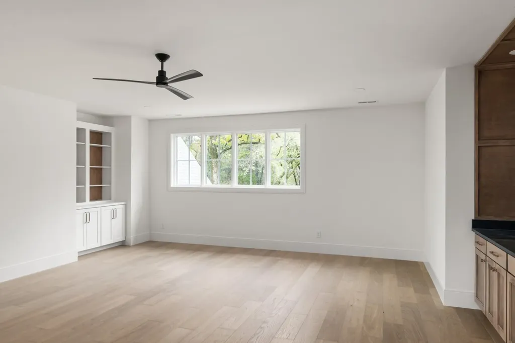 706 Brook Hollow Road Nashville TN 37205