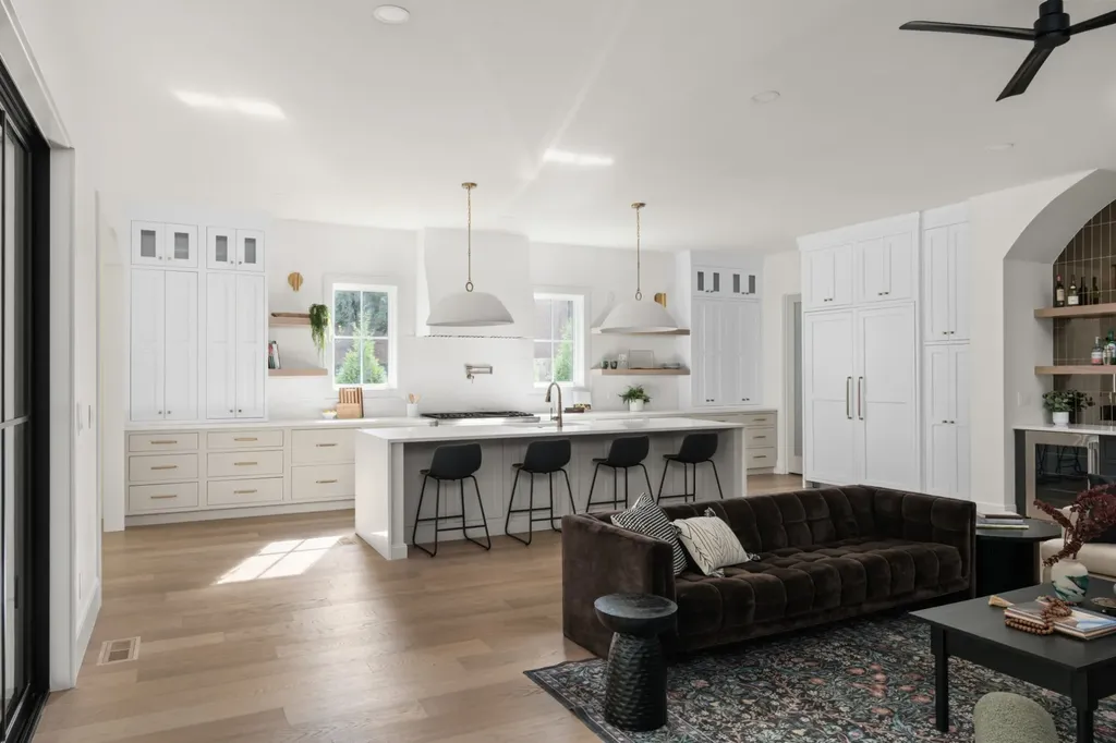 706 Brook Hollow Road Nashville TN 37205