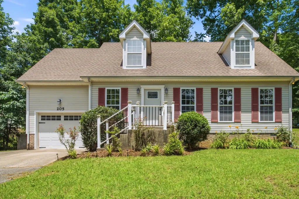 205 Polar Court White Bluff TN 37187