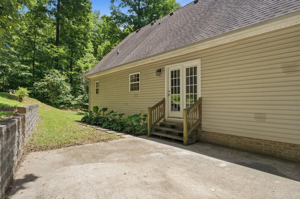 205 Polar Court White Bluff TN 37187