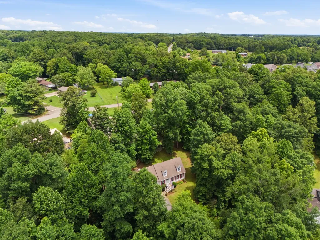 205 Polar Court White Bluff TN 37187