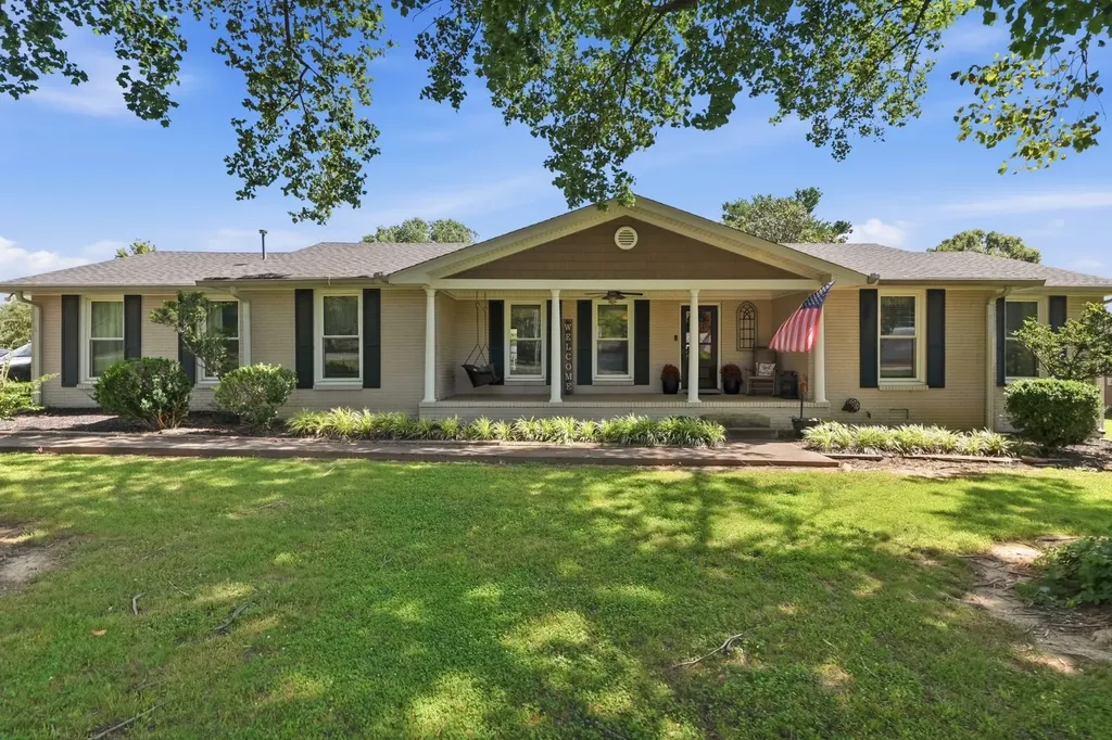 1512 Smith Drive Lebanon TN 37087