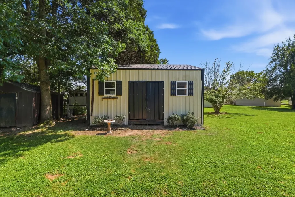 1512 Smith Drive Lebanon TN 37087