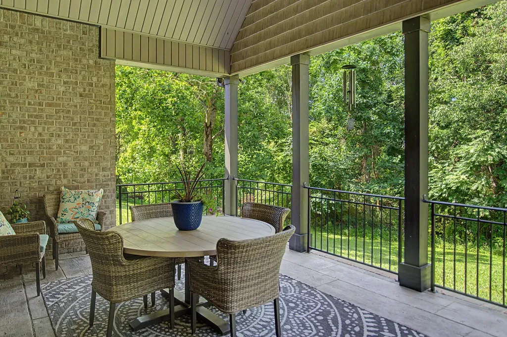 76 Maggie Lena Lane Lafayette TN 37083